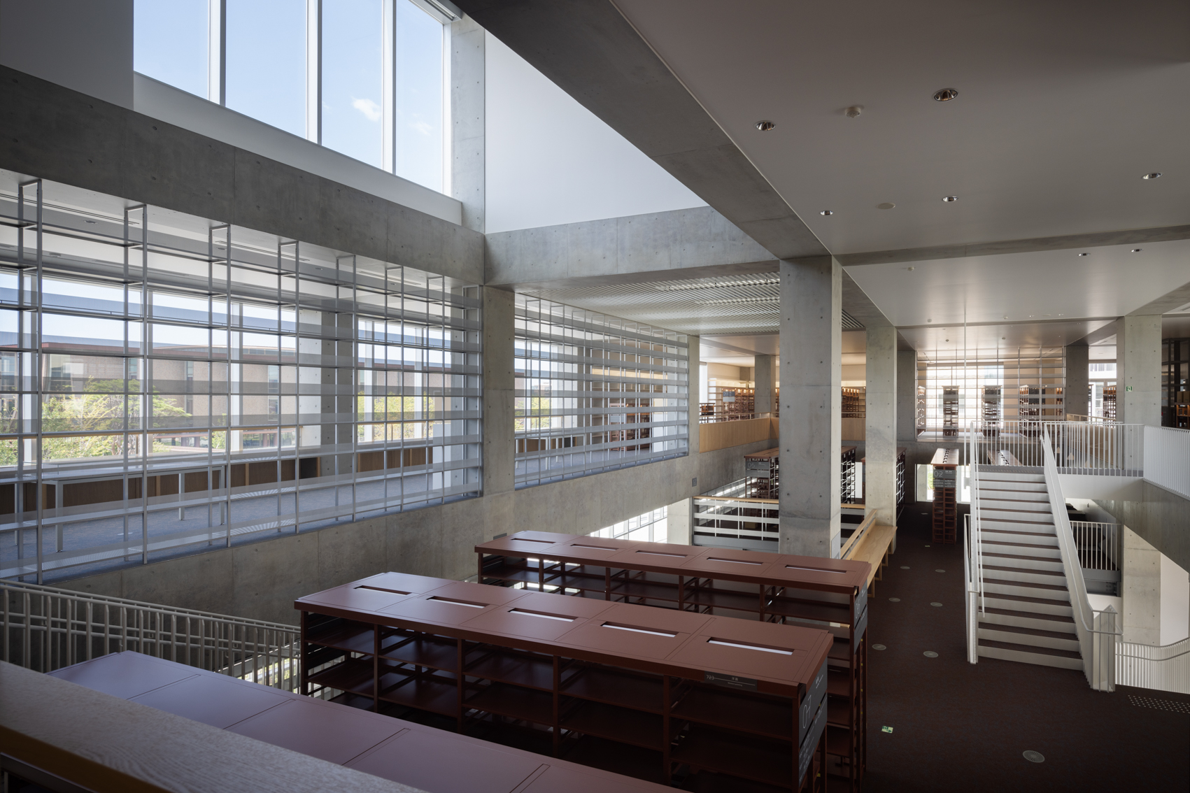 美術館図書館２Ｆ