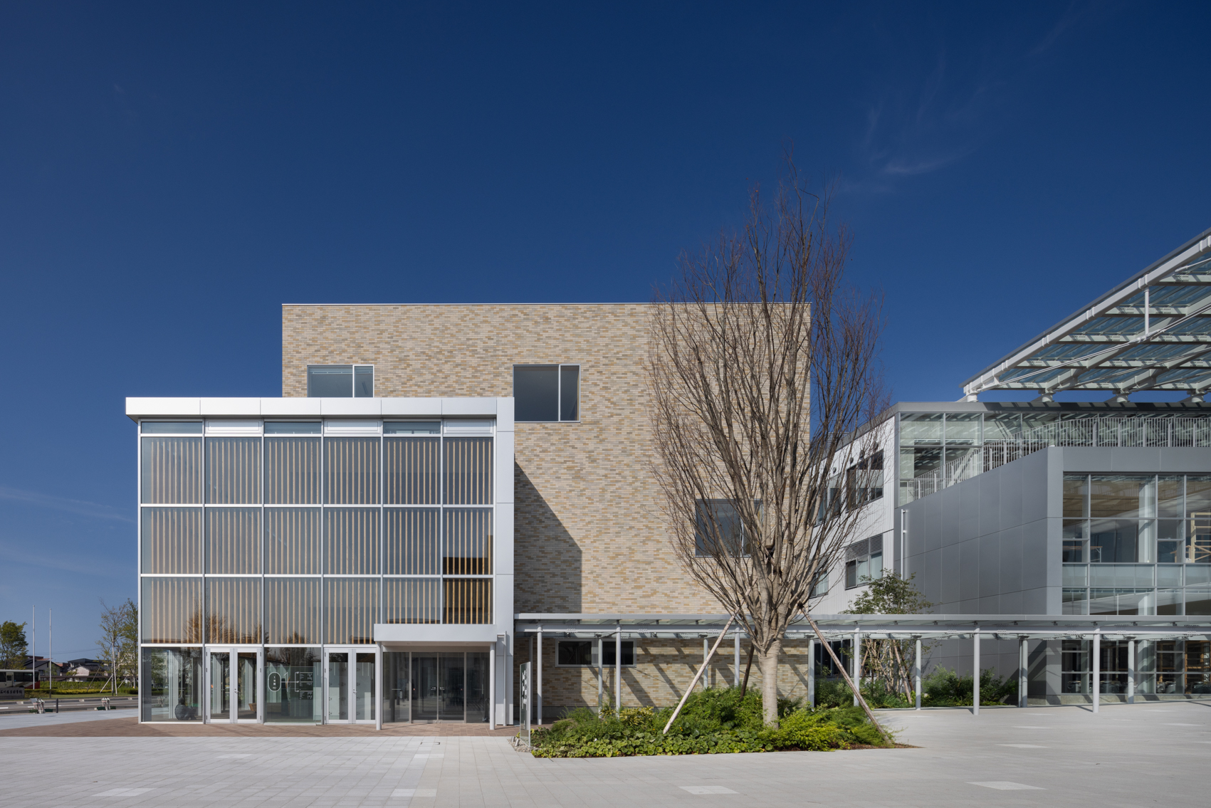 美術館図書館外観