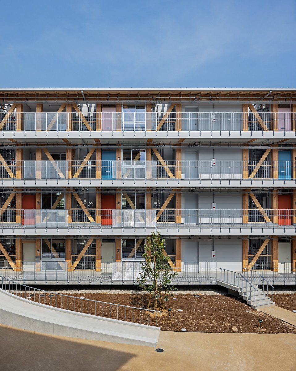 共用廊下側ファサード